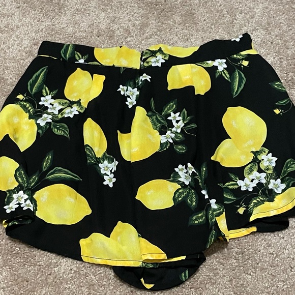 Lemon printed shorts (L) - Picture 5 of 6